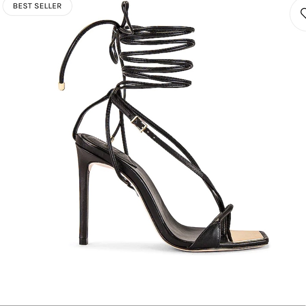 Vikki Heel in Black
Schutz